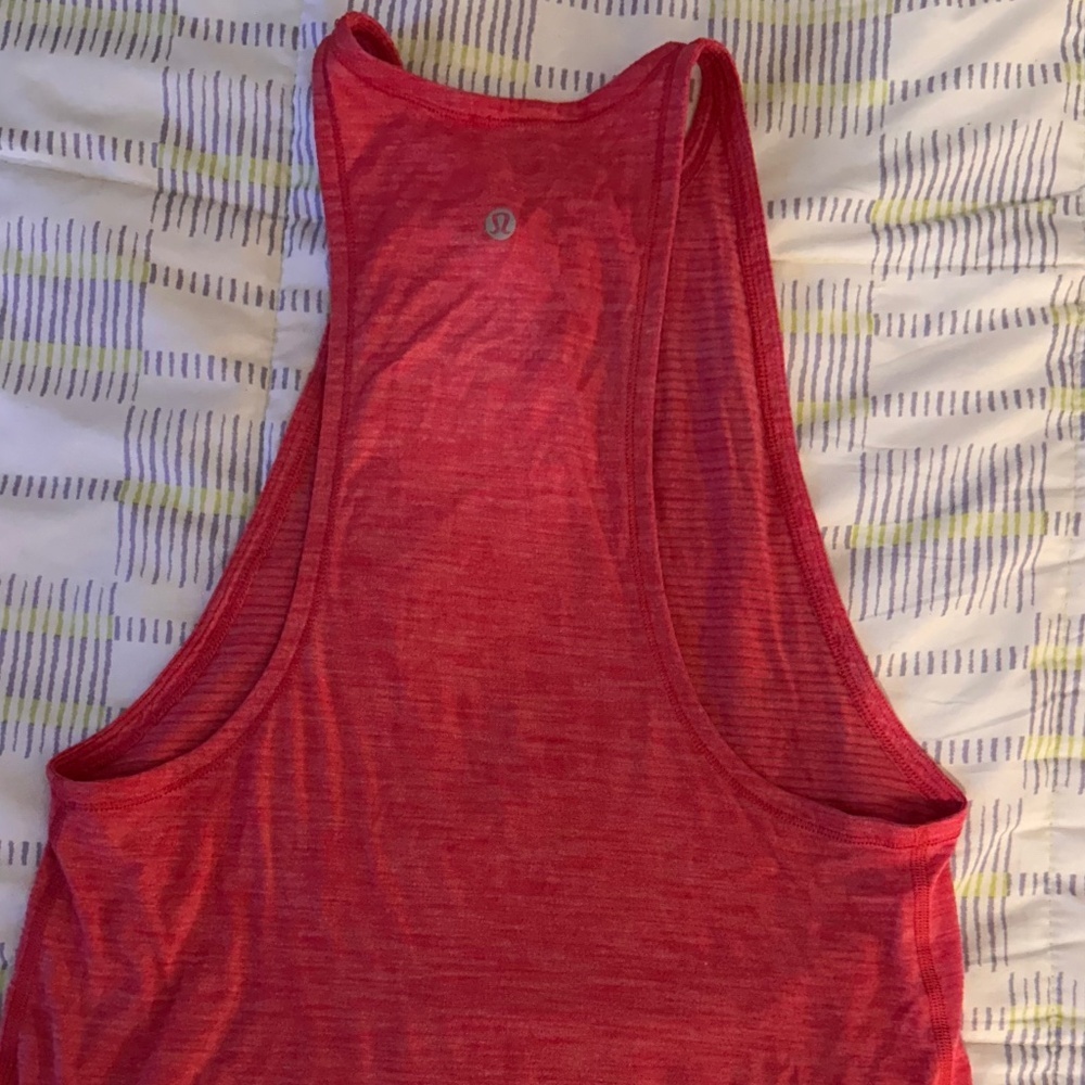 Lululemon tank